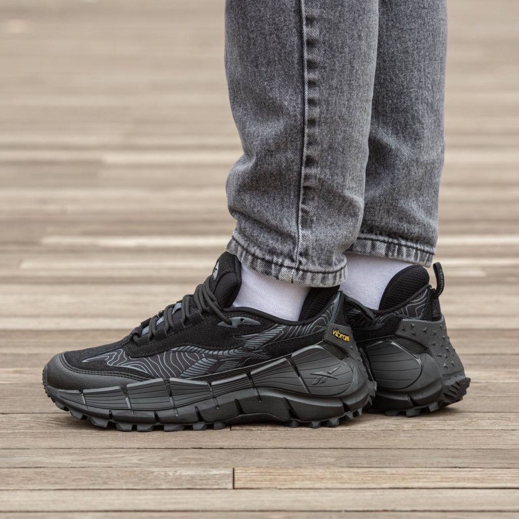 Reebok Zig Kinetica 2.5   Black Suede