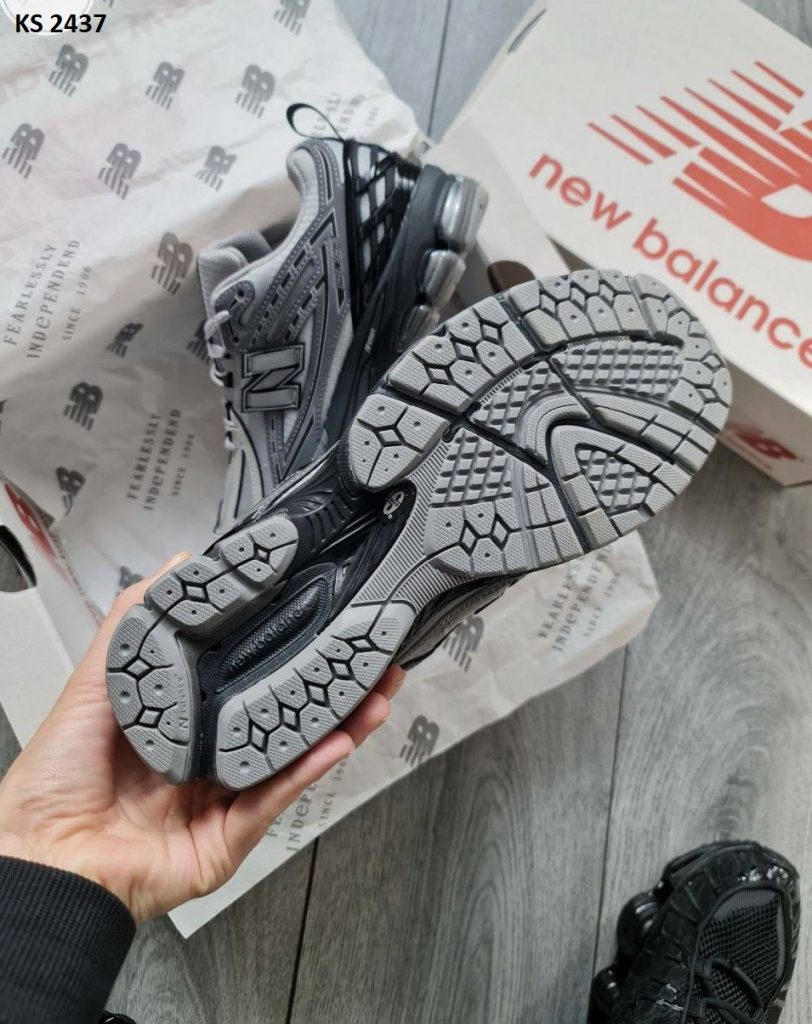 Кросівки New Balance 1906R Gray (сірі)