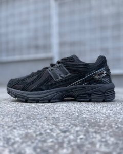 New Balance 1906R Total Black