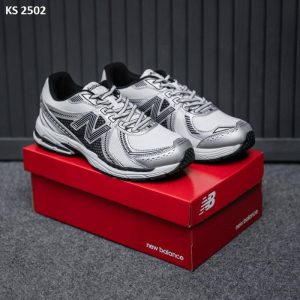 Кросівки New Balance 860v2 White (білі)