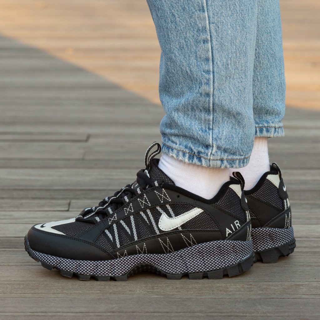 NIKE AIR HUMARA BLACK