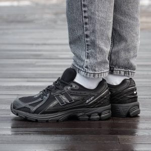 New Balance 1906R Black Grey