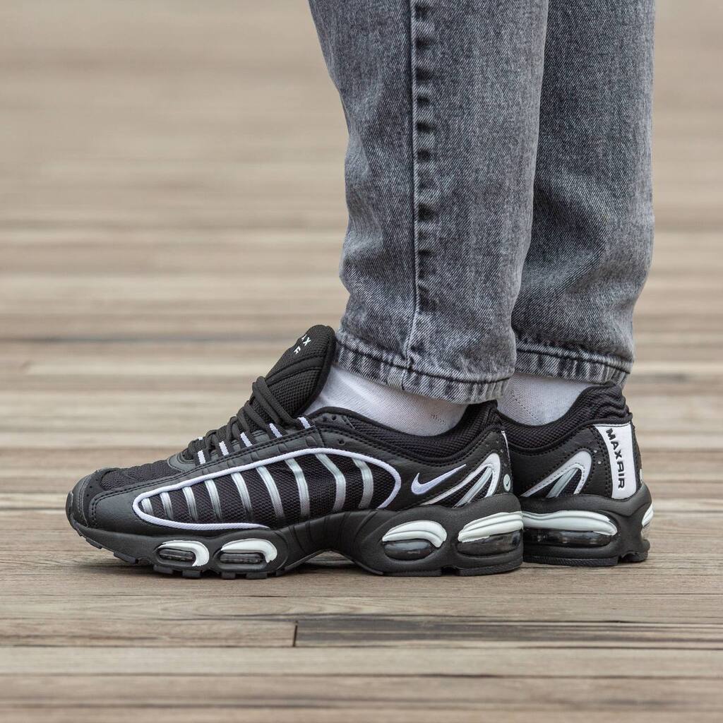 Nike Air Max 99 Black White