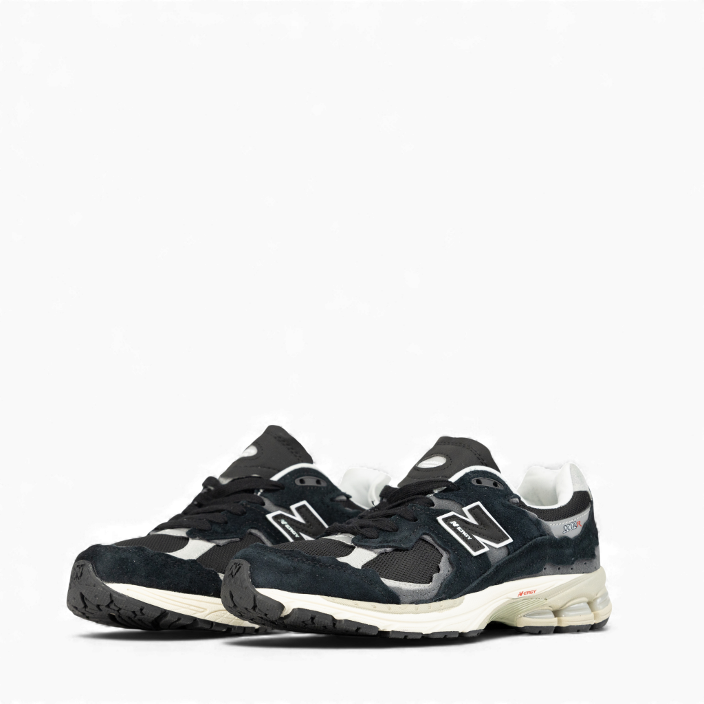 New Balance 2002R ‘Black Grey’