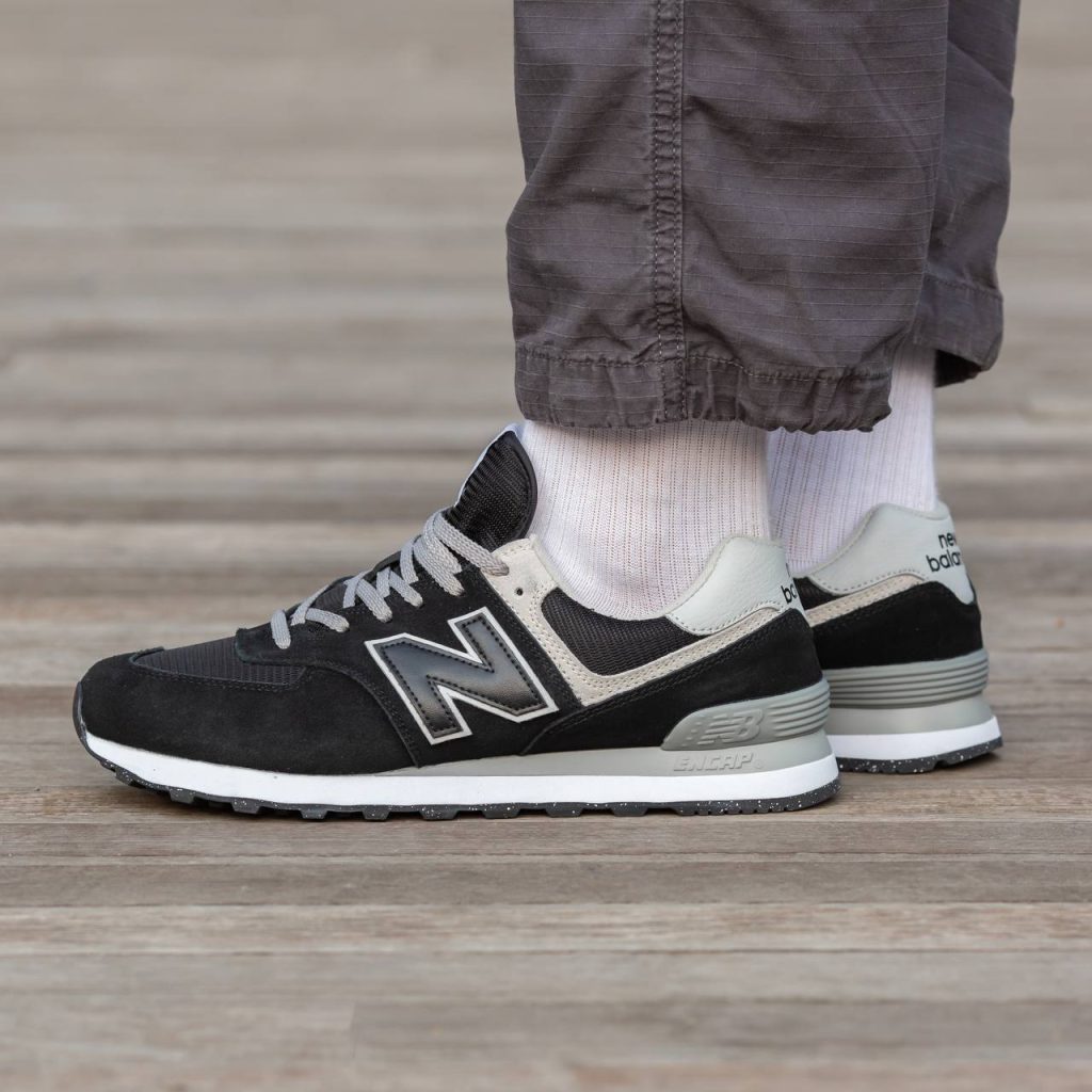 New Balance 574 Classic Black White