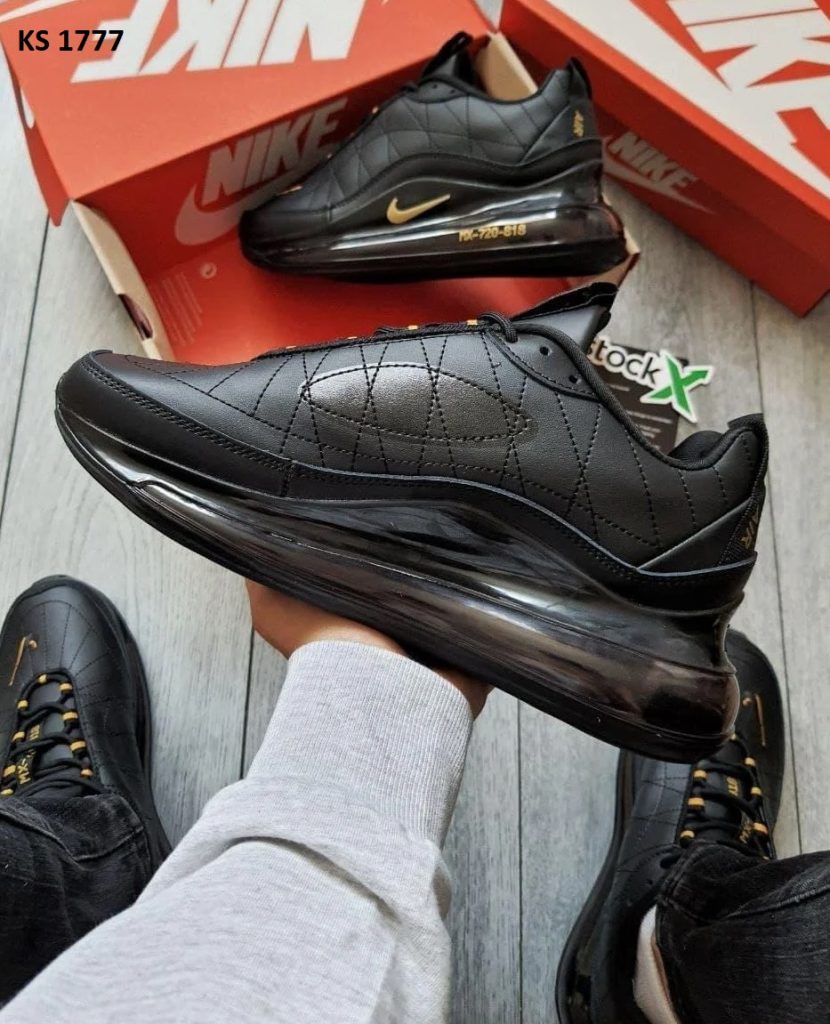 Nike Air Max 720-818 (чорно/золоті)