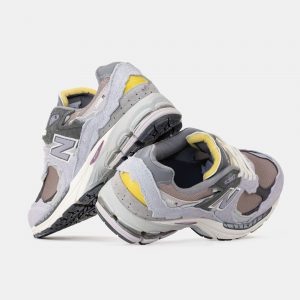 New Balance 2002R Protection Pack Grey Beige