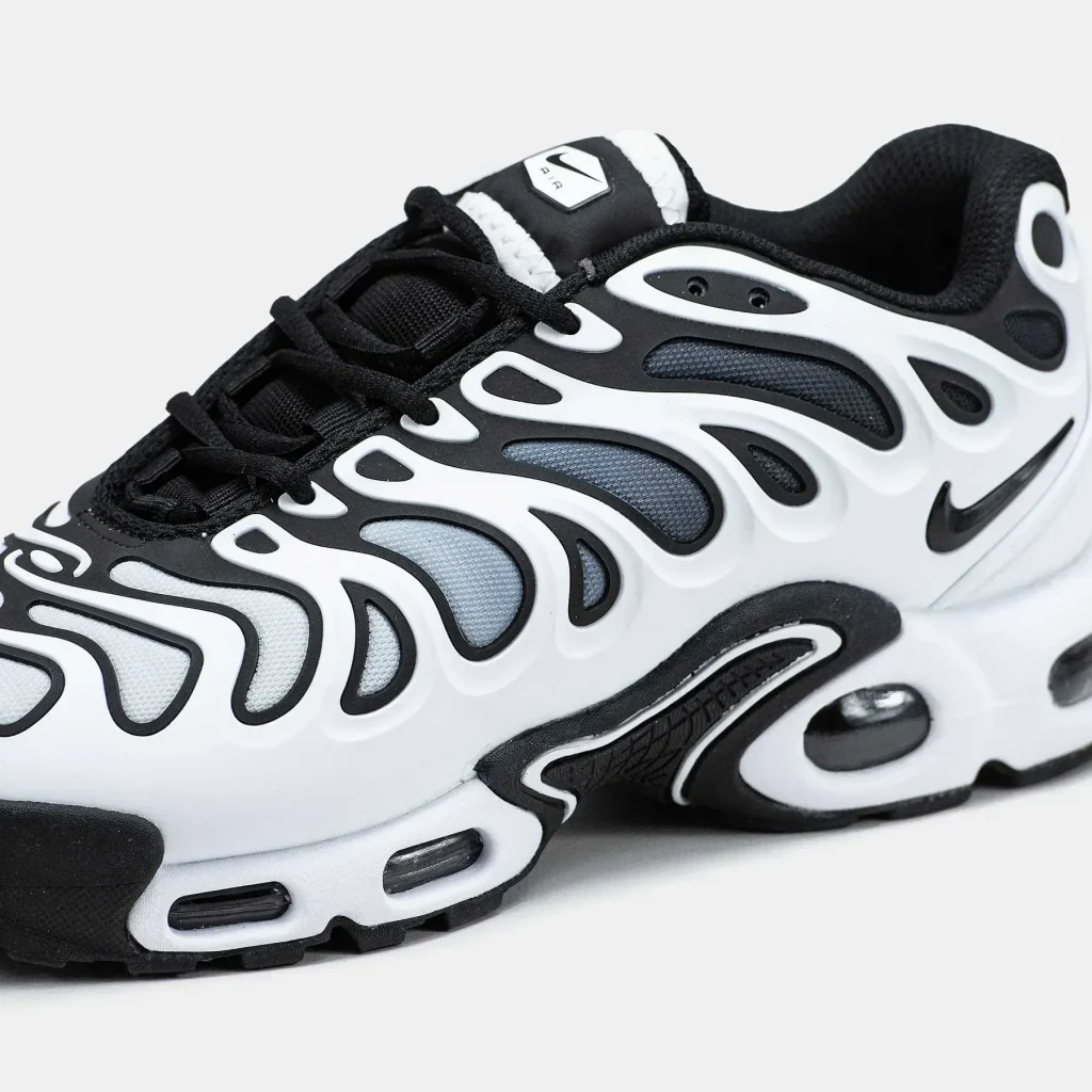 Nike Air Max Tn Plus Drift Black White