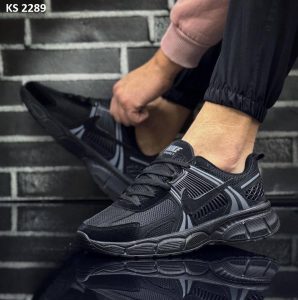 Кросівки Nike Vomero 5 Black (чорні)