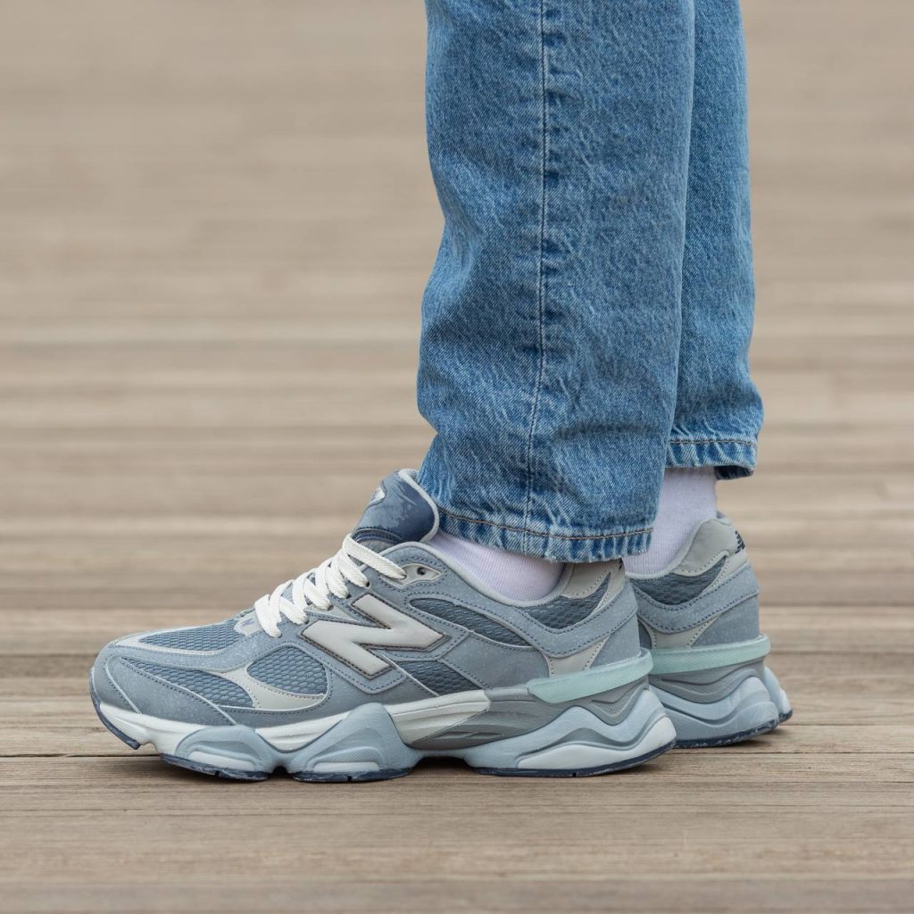 New Balance 9060 Blue