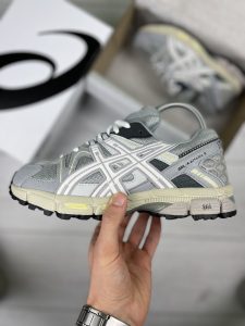 Asics Gel-Kahana 8 Light grey (winter)