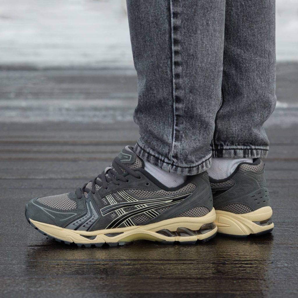 Asics Gel-Kayano 14 Suede Grafit