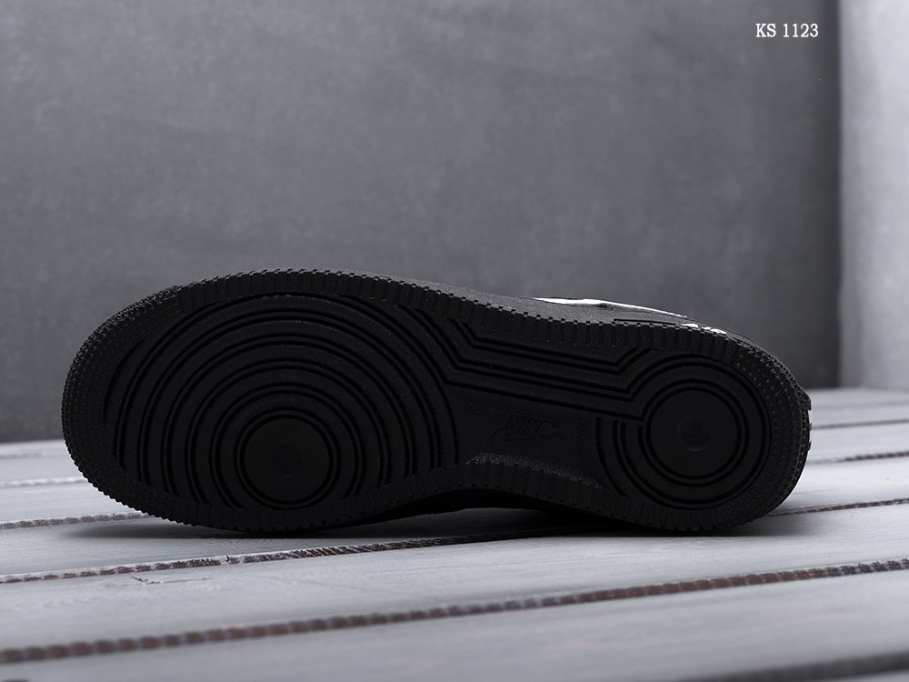 Кросівки Nike Air Force 1 LV8 Black (чорні)