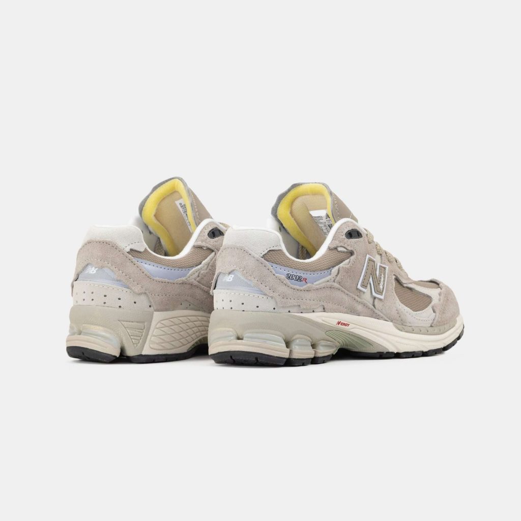 New Balance 2002R Biege
