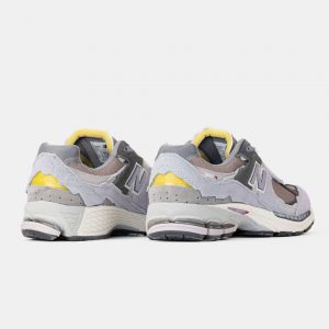 New Balance 2002R Protection Pack Grey Beige