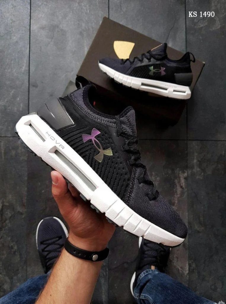 Under Armour Hovr (чорно/білі)