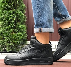 Nike Air Force 1 07 Mid LV8 (чорні) ЗИМА