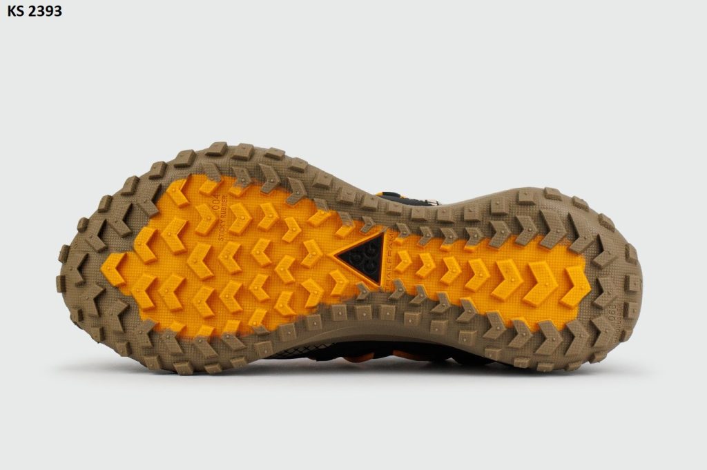 Nike ACG Mountain Fly Low Gtx Fossil Stone (руді