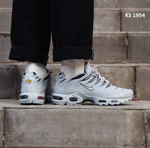 Кросівки Nike Air Max Plus Wolf Grey (сірі)