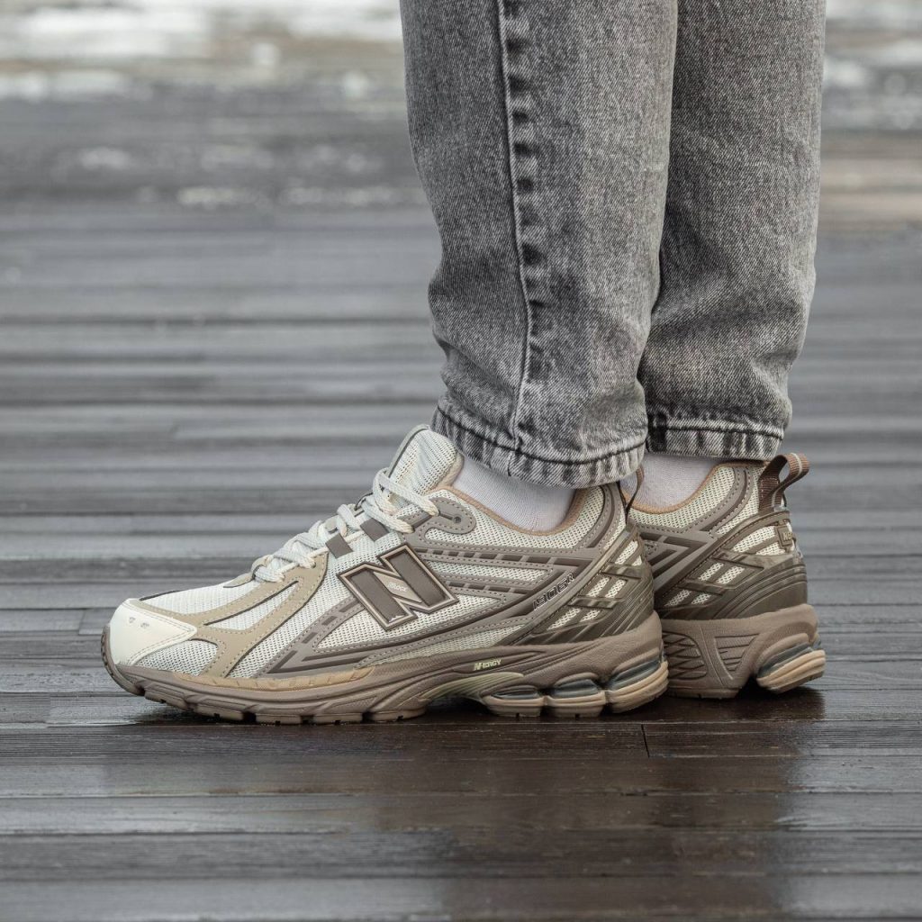 New Balance 1906R Beige