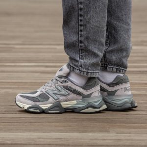 New Balance 9060 Grey