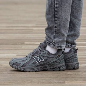 New Balance 1906 Gore-Tex “Magnet “