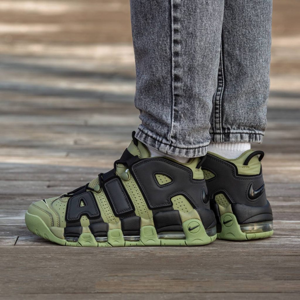 Nike Air More Uptempo  Haki