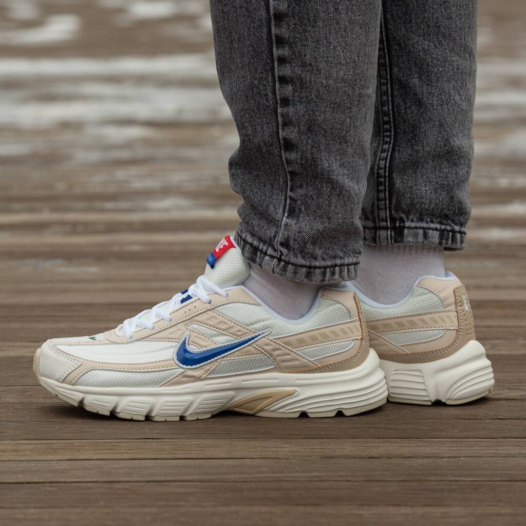 Nike Initiator Beige White Blue