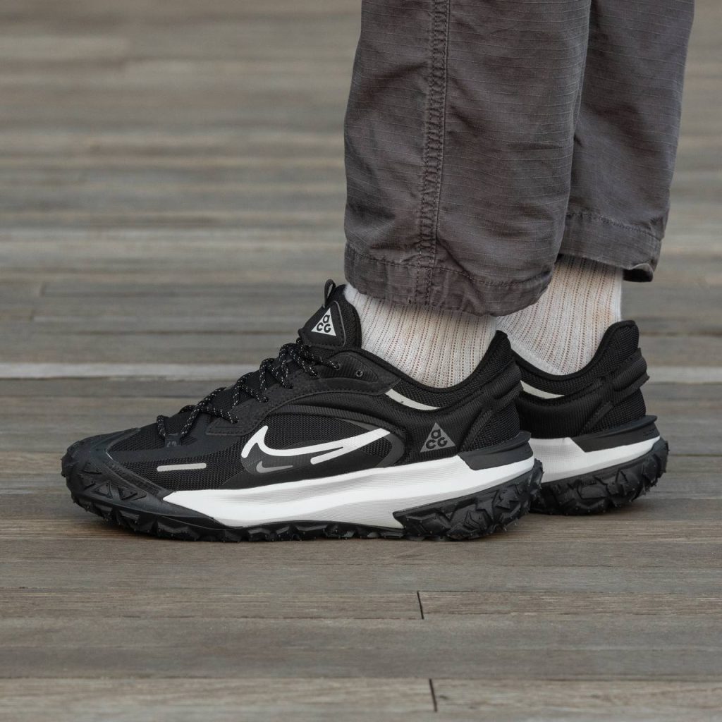 Nike Acg Mounth fly 2  Low Black White