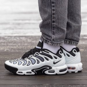Nike Air Max Tn Plus Drift Black White