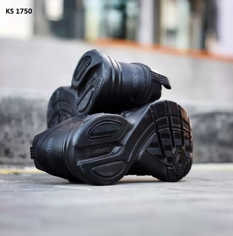 Кросівки Adidas Strutter Black (чорні)