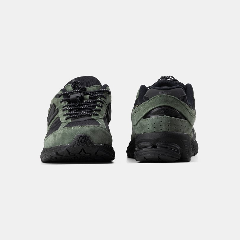 New Balance 2002R Green Black Gore-Tex