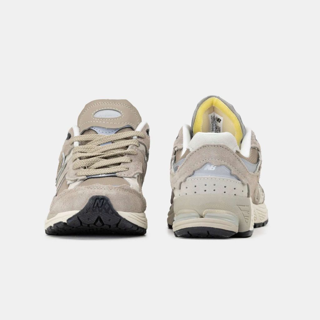 New Balance 2002R Biege