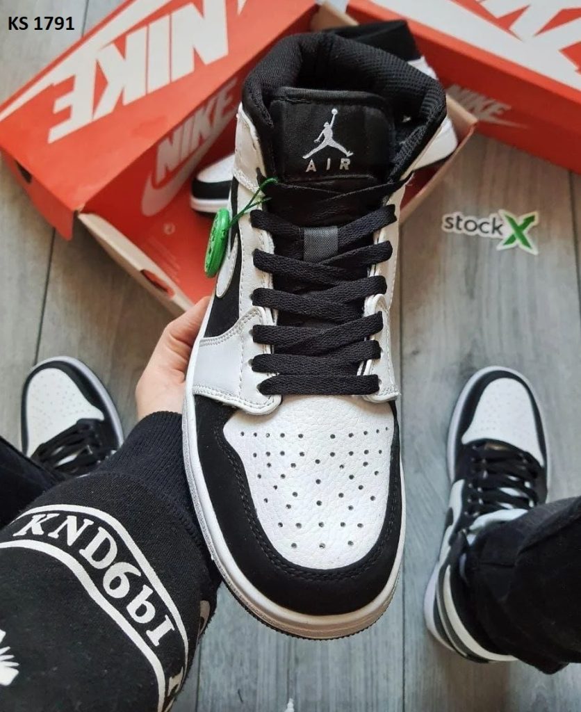 Nike Air Jordan 1 Retro High OG (чорно/білі)