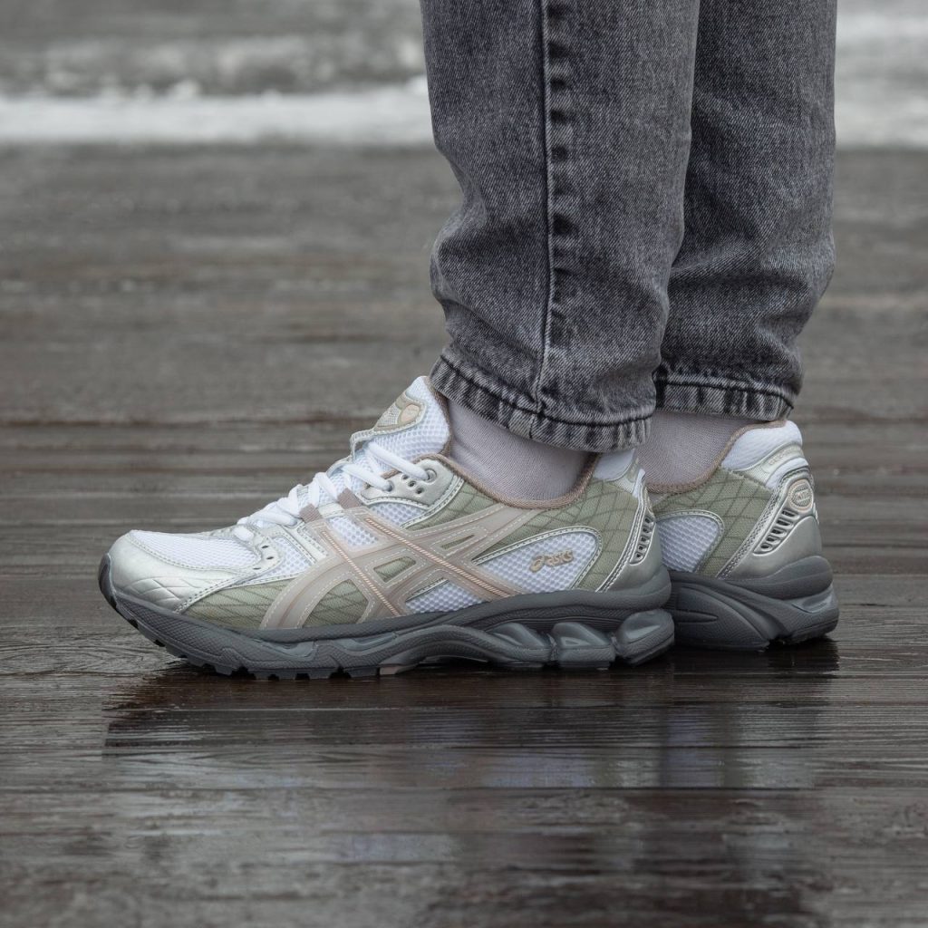 Asics Gel Nimbus 10.1 x Kith  'White Morganite'