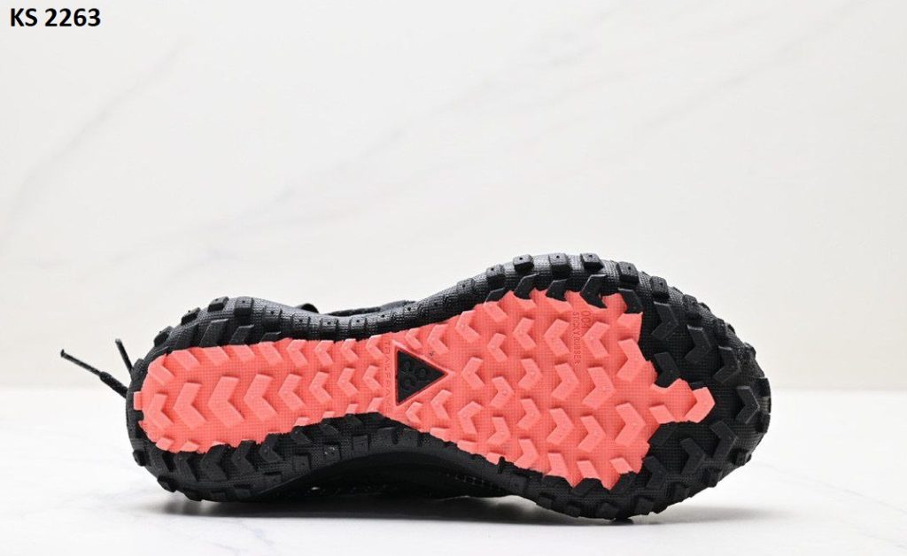 Кросівки Nike ACG Mountain Fly Dark Gray (чорно/сірі)