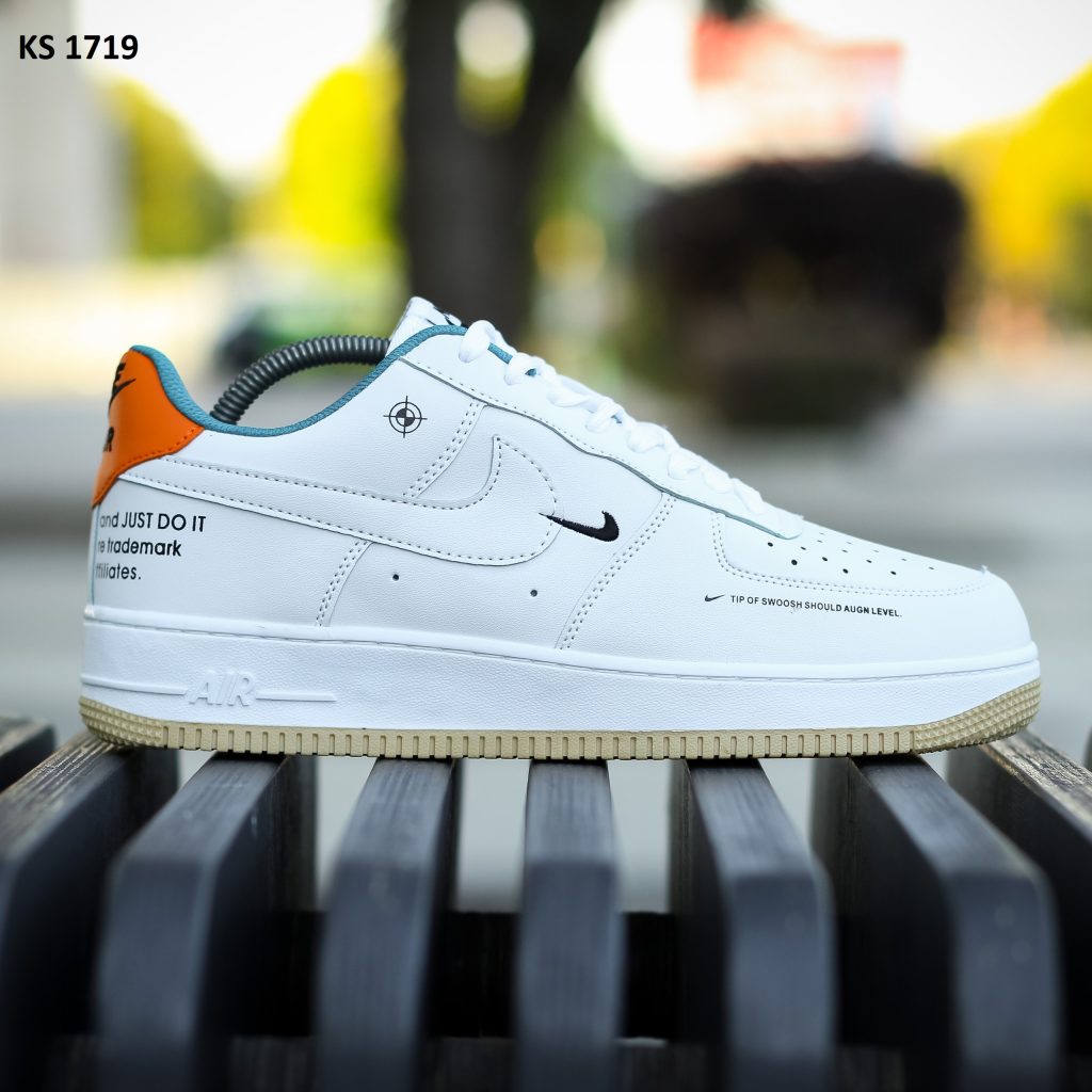 Nike Air Force 1 LV8 Low (білі)