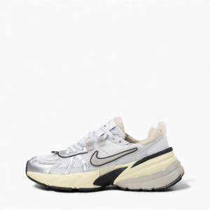 Nike V2K Runtekk Summit White Metalic Silver