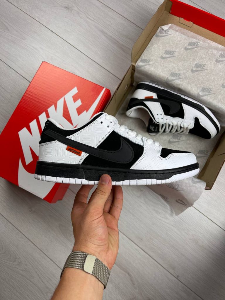 Nike SB dunk low Tight boots
