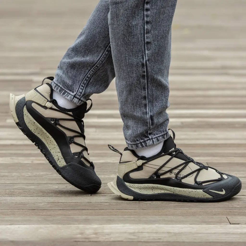 Nike ACG Terra Antarktik  Low Black Beige