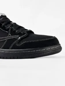 Air Jordan Retro 1 Low x Travis Scott  OG Black Phantom