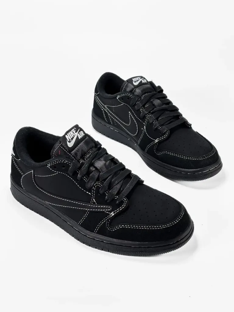 Air Jordan Retro 1 Low x Travis Scott  OG Black Phantom