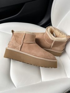 UGG Ultra Mini Platform Beige