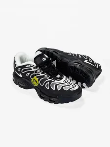 Nike Air Max Tn Plus Drift  Black Grey