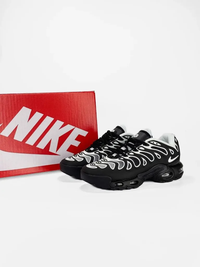 Nike Air Max Tn Plus Drift  Black Grey