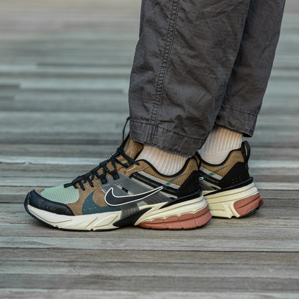 Nike Runtekk Haki Brown