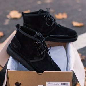UGG Neumel Black Suede