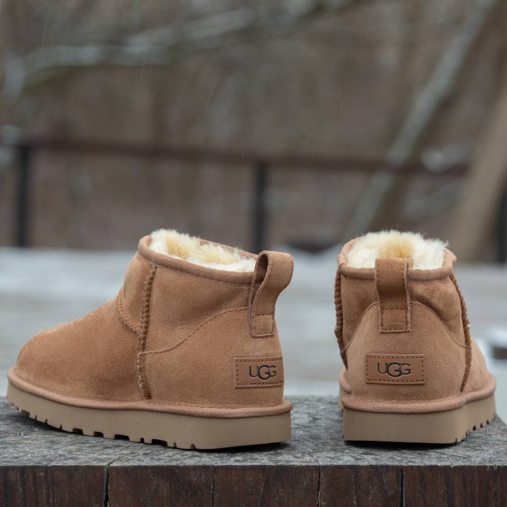 UGG Ultra mini Chestnut