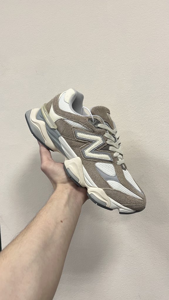 New Balance 9060 Driftwood