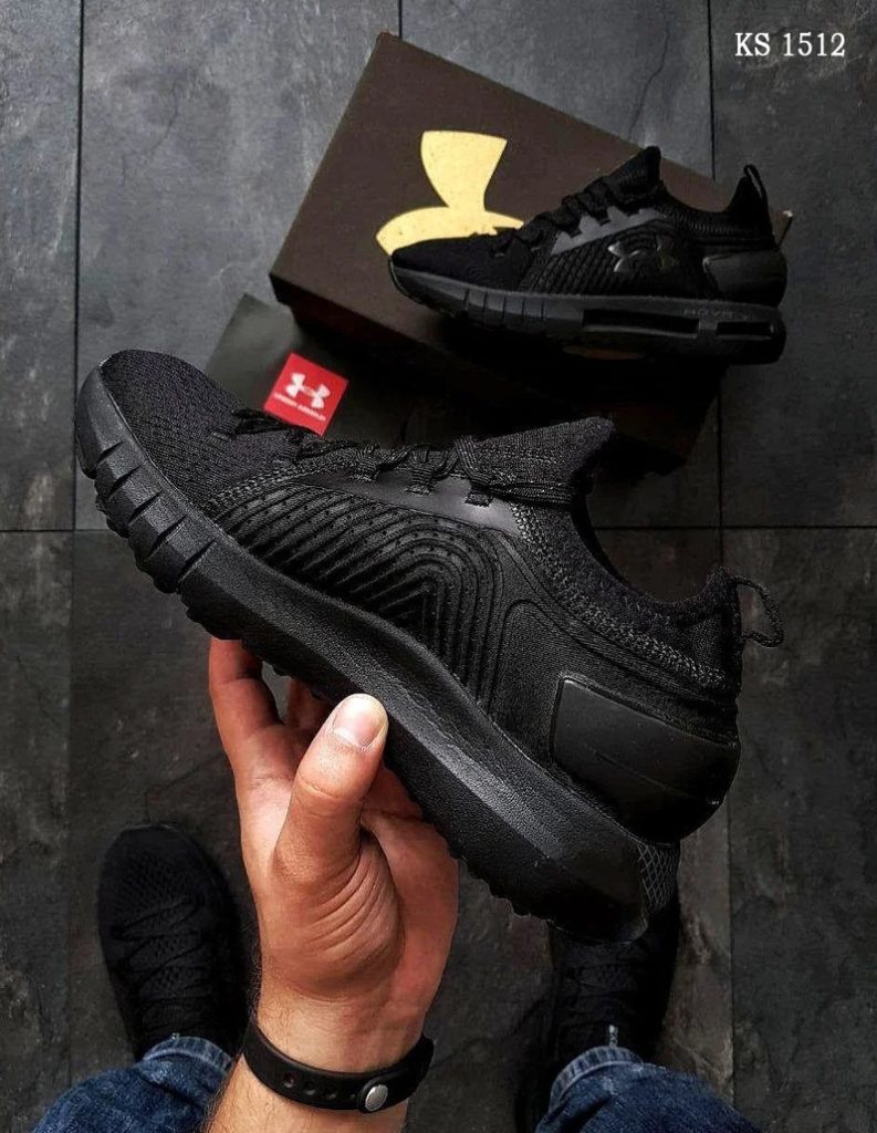 Under Armour Hovr (чорні)